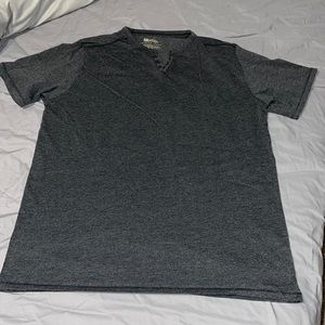 Michael Brandon T-shirt with 3 buttons